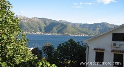 Családi apartmanok, Magán szállás a községben Krašići, Montenegró